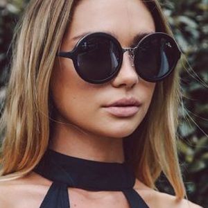 QUAY Smoke in mirror sunglasses